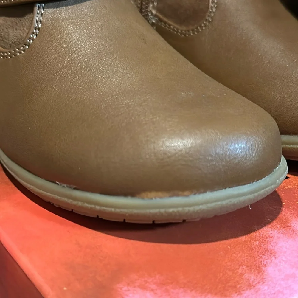RACHEL SHOES CAMILLA BOOTS: COGNAC: NEW IN BOX: SIZE 10